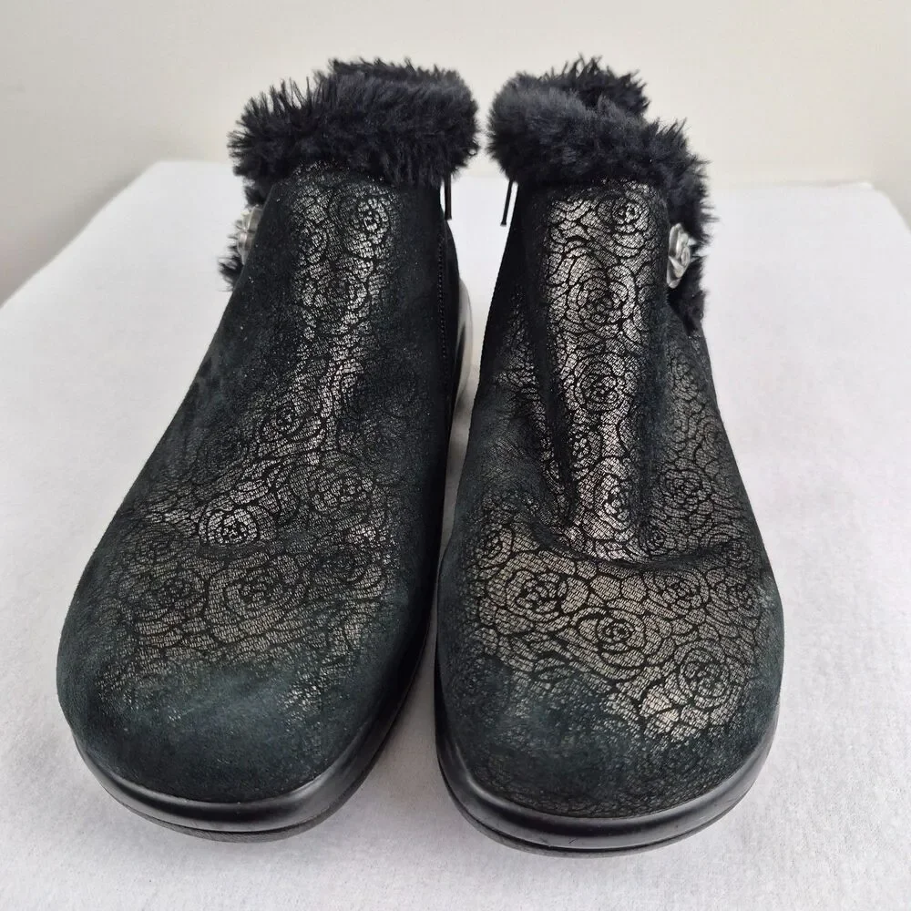ALEGRIA Women's Meri Ankle Booties sz 9.5 Black Floral Faux fur Side Zip